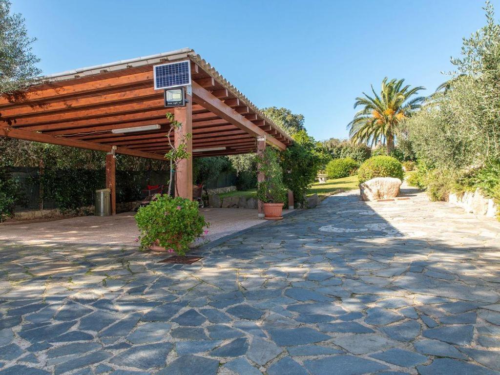 Residence Villa Smeralda Telti Exteriör bild