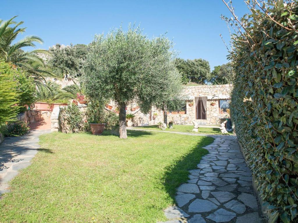 Residence Villa Smeralda Telti Exteriör bild