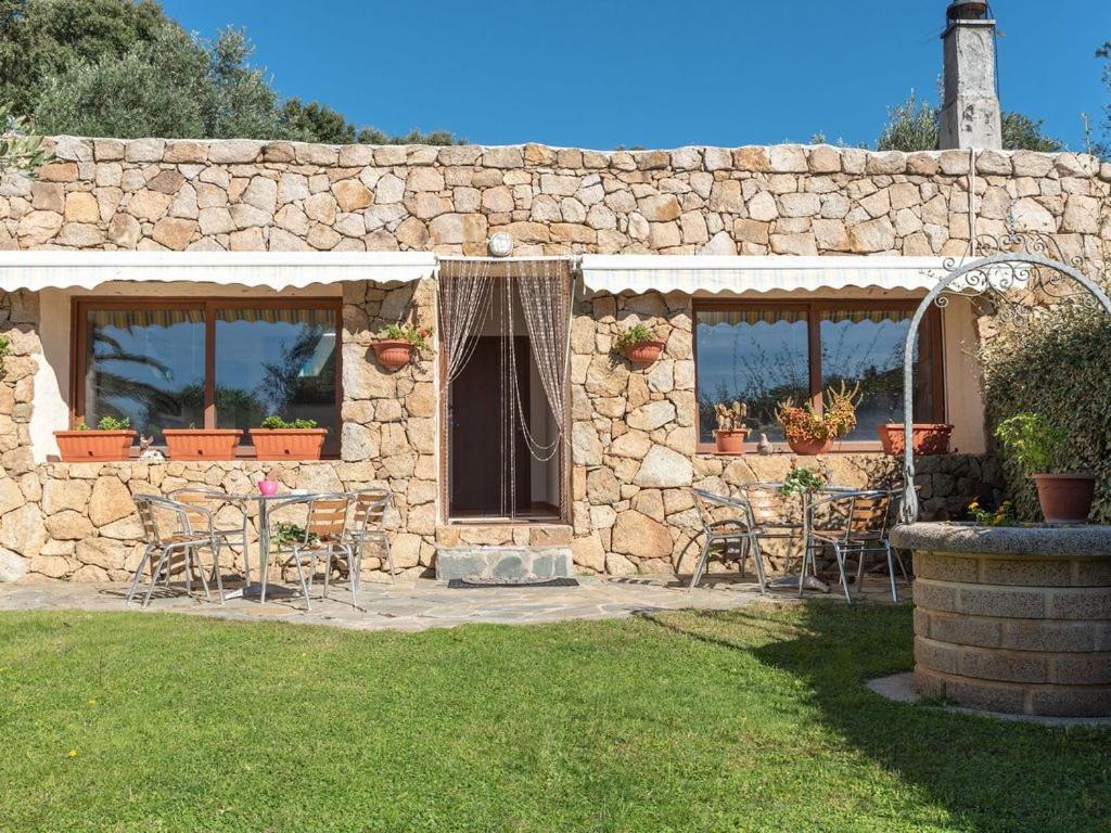 Residence Villa Smeralda Telti Exteriör bild